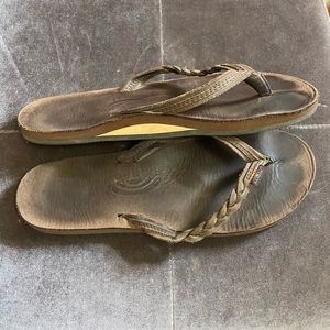 Rainbow gently worn sandals- size 8.5-9.5